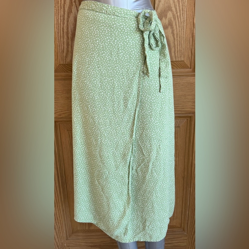 Green and white polkadot wraparound skirt size medium